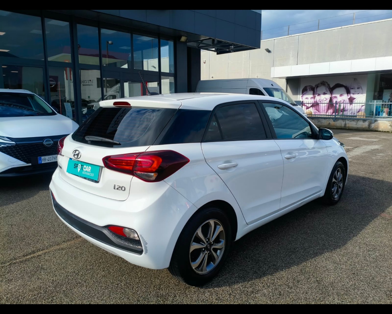Foto HYUNDAI i20 5p 1.2 mpi Connectline 75cv Gpl