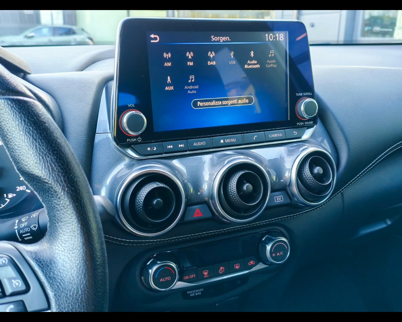 Foto NISSAN Juke 1.6 hev N-Connecta