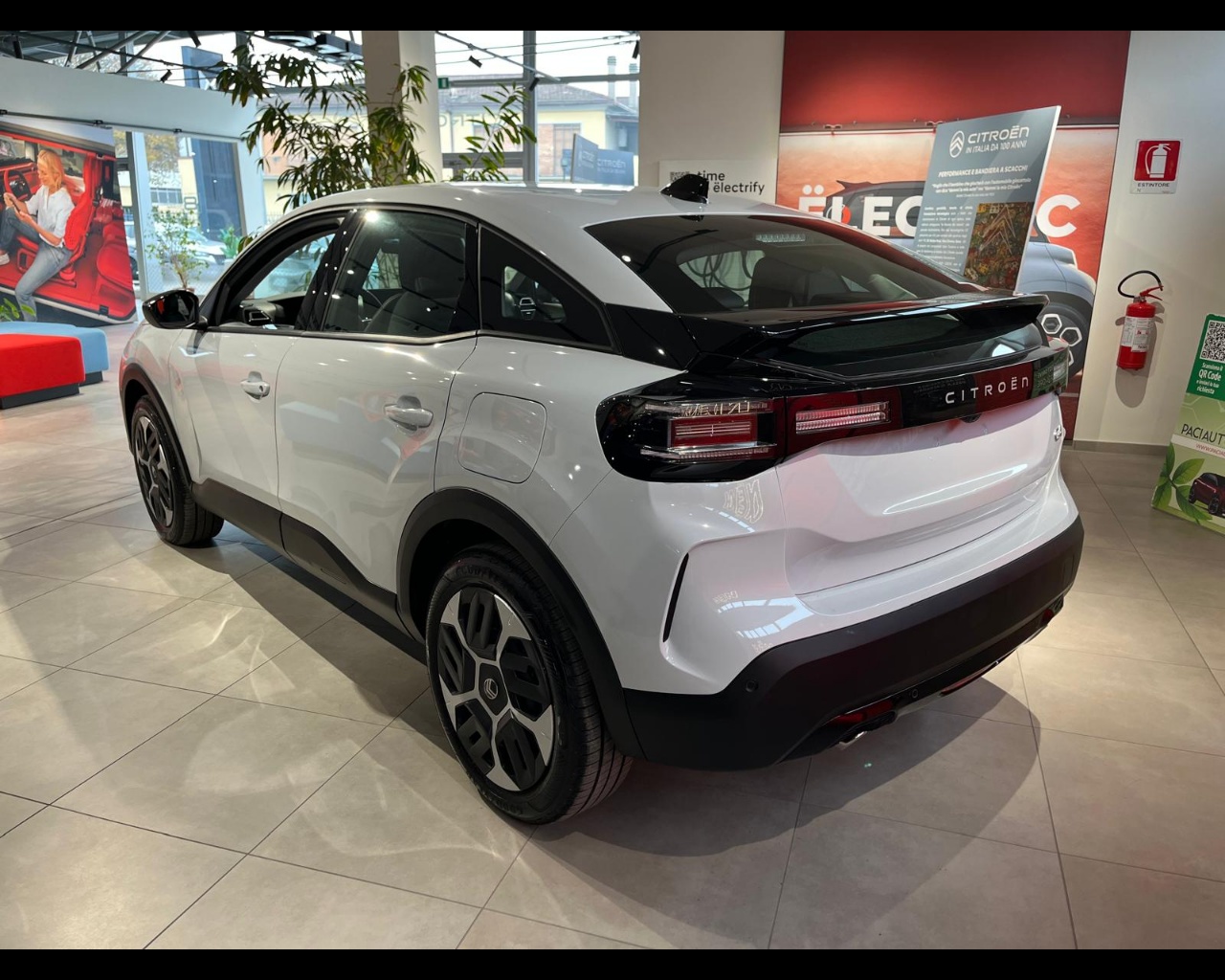 Foto CITROEN C4 1.2 puretech Plus s&s 130cv eat8