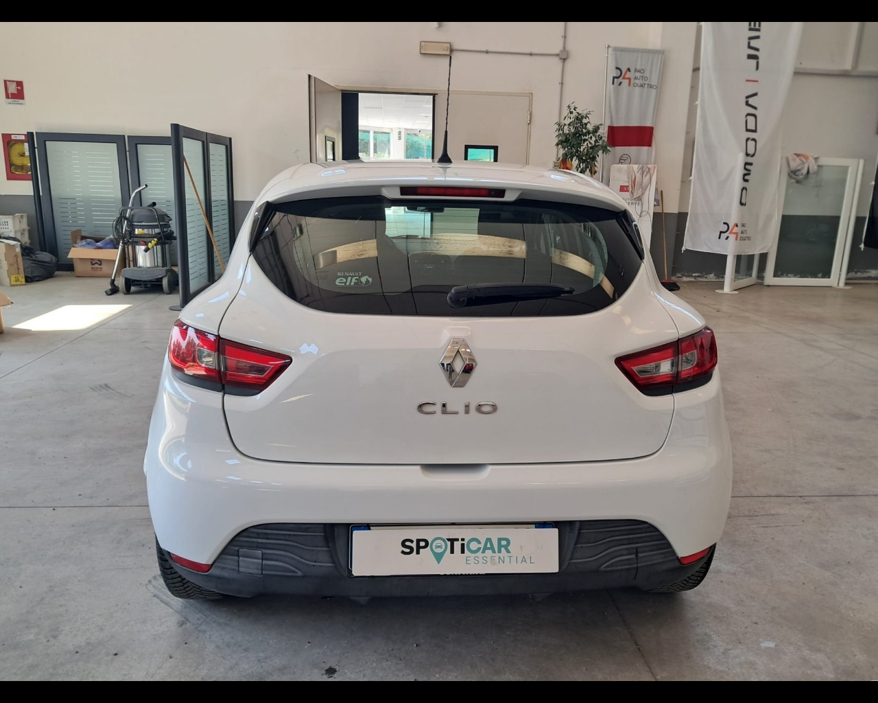 Foto RENAULT Clio 5p 1.2 Wave 75cv