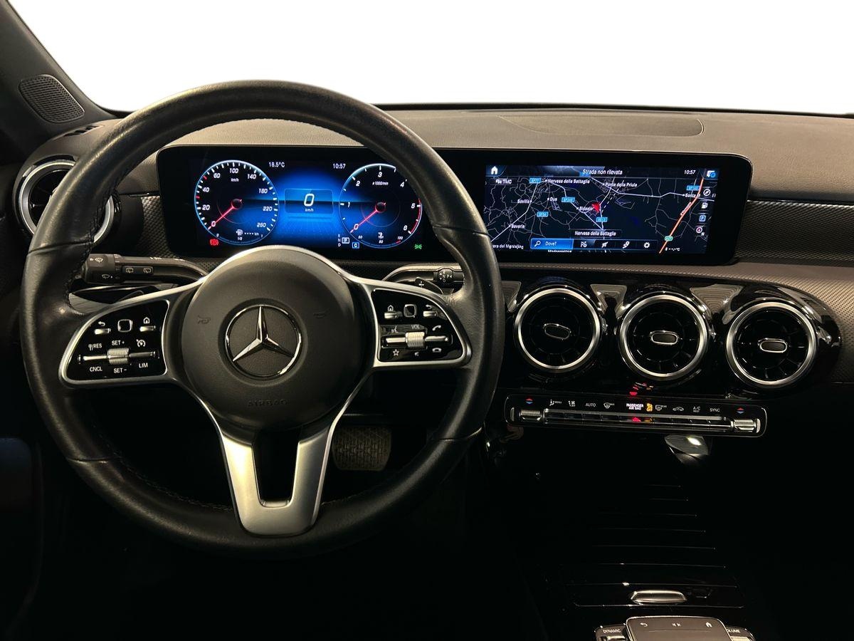 Mercedes Classe A Classe A 180 D Sport Night edition 8G-DCT - 11