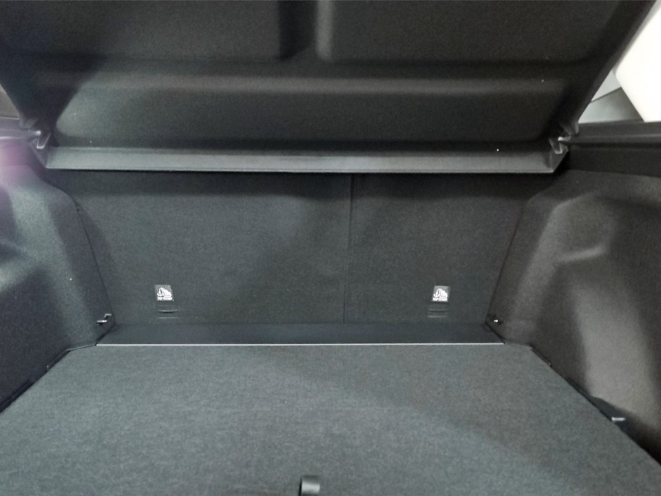 MG ZS 1.5 hybrid+ Luxury auto Ibrida usato - 18