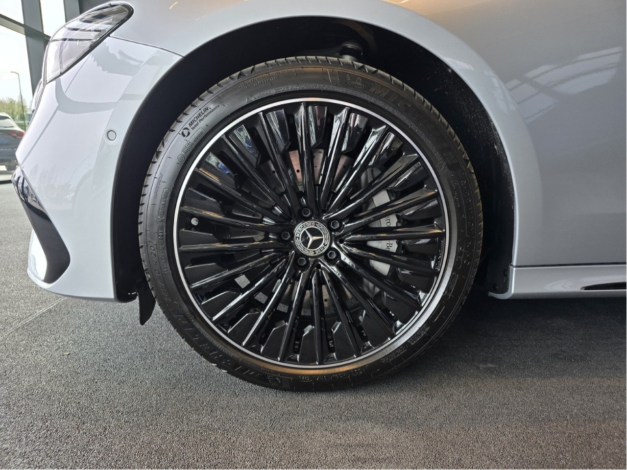 Mercedes Classe E Berlina Classe E 300 de 4Matic AMG Line ADVANCED PLUS - 16