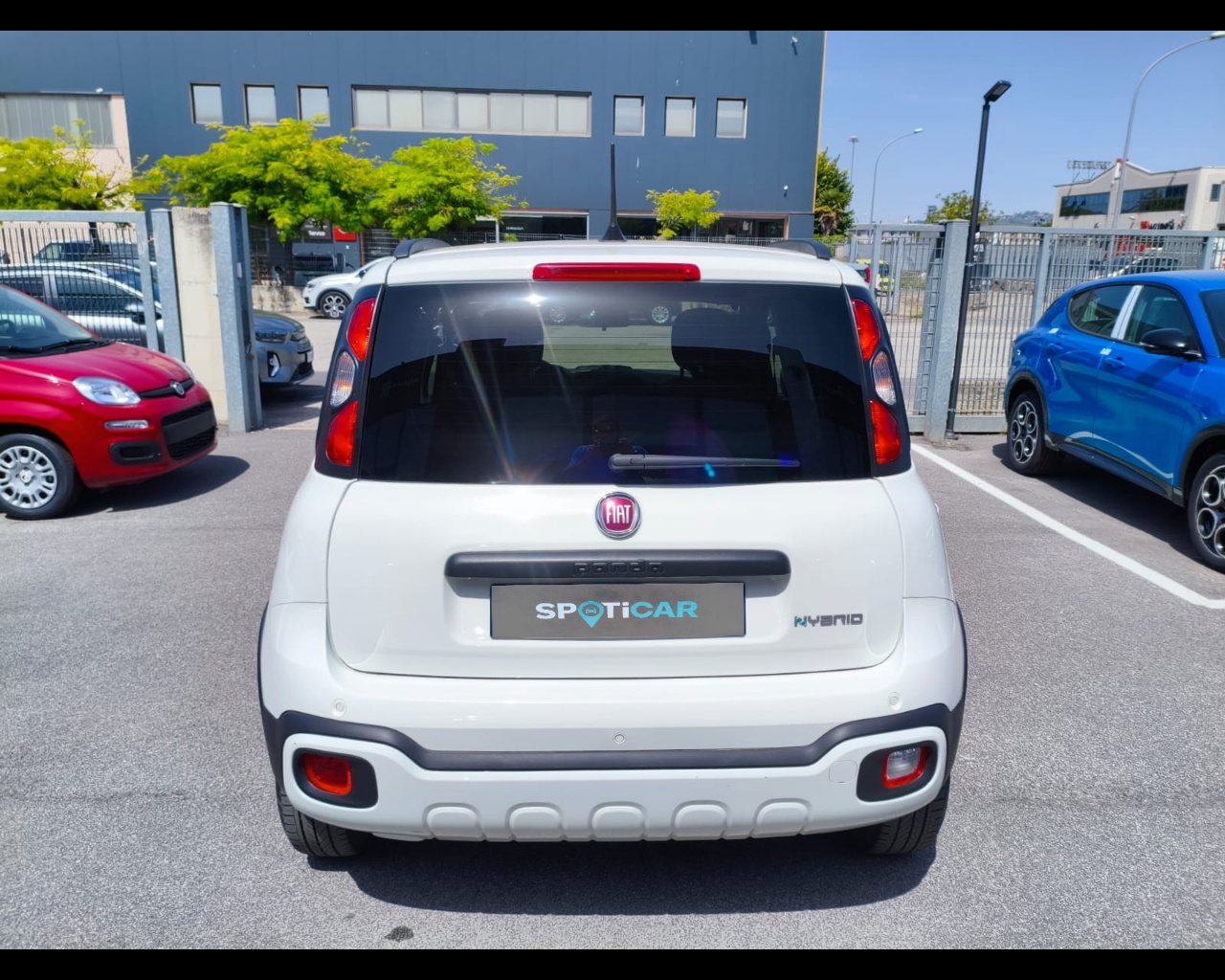 Foto FIAT Panda 1.0 firefly hybrid Cross s&s 70cv 5p.ti