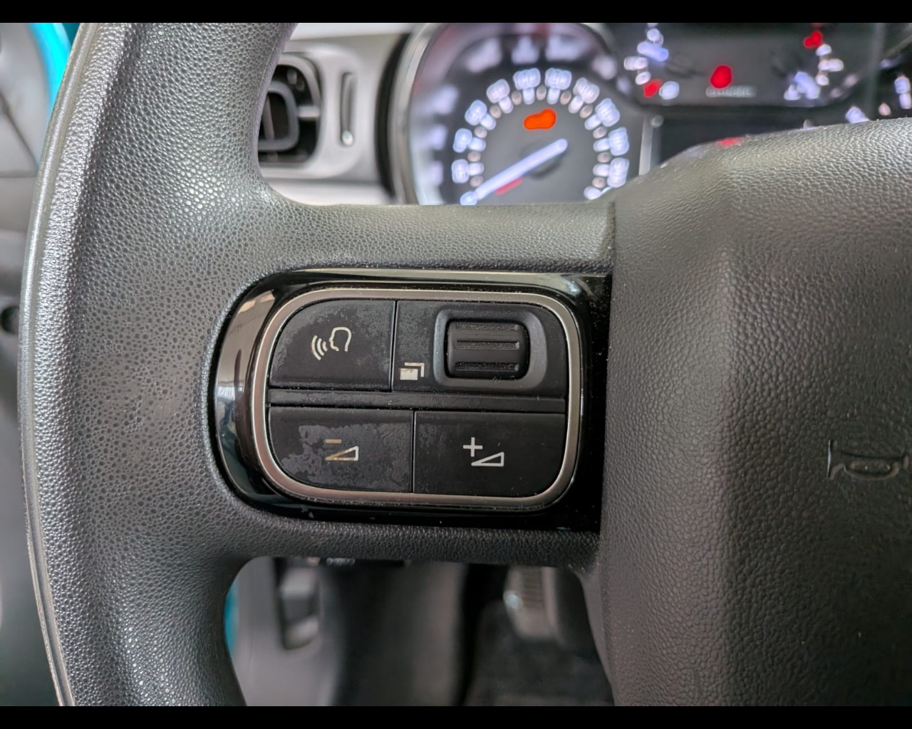 Foto CITROEN C3 1.5 bluehdi Feel Pack s&s 100cv 6m