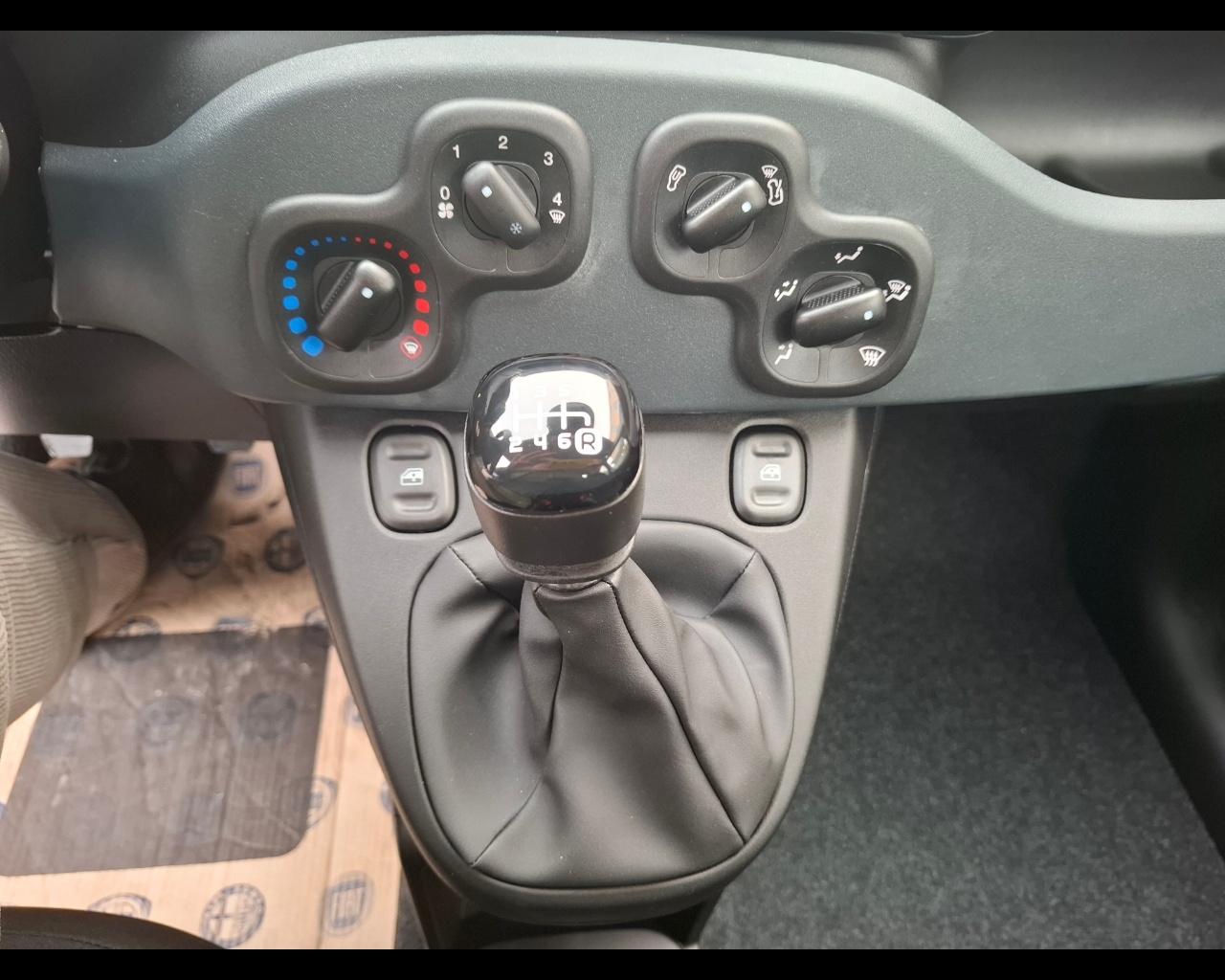 FIAT Panda 1.0 70cv Hybrid Pop Ibrido benzina Aziendale - 10