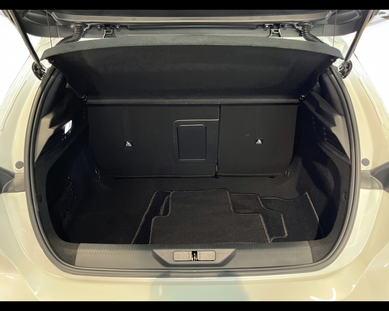 Peugeot 308 Usato 2023 308 Verona