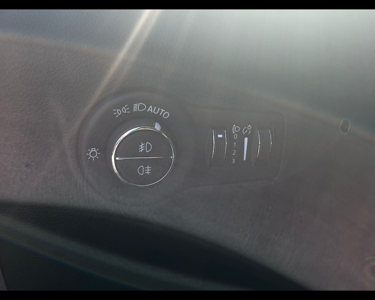 Foto JEEP Compass 1.5 turbo t4 mhev Limited 2wd 130cv dct