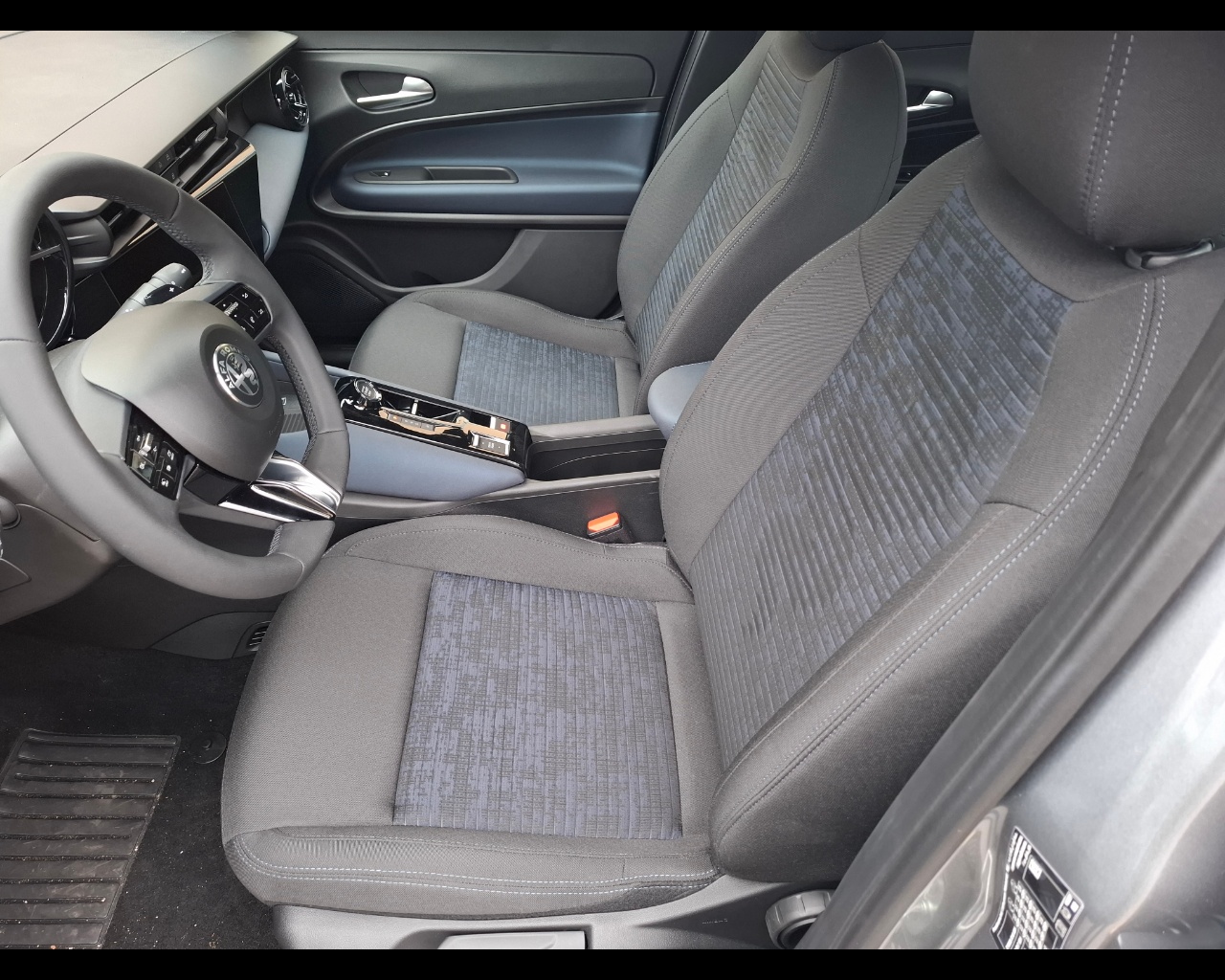 ALFA ROMEO Junior Ibrida My25 Ibrida 1.2145cv Hybrid Edct6 Ibrido benzina Aziendale - 5