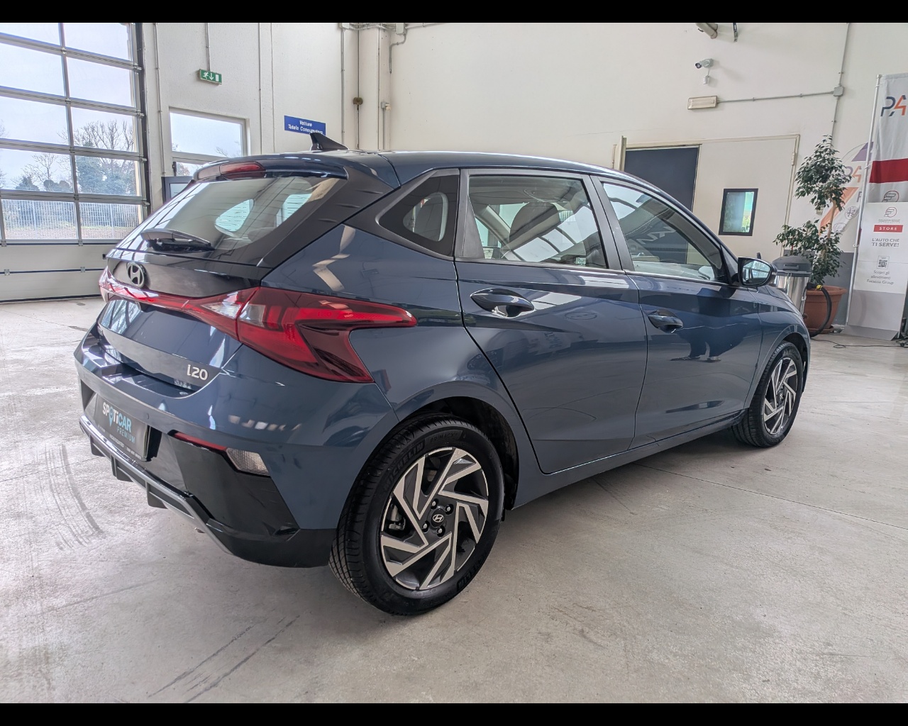 Foto HYUNDAI I20 PE MY25 1.0T MT CONNECTLINE