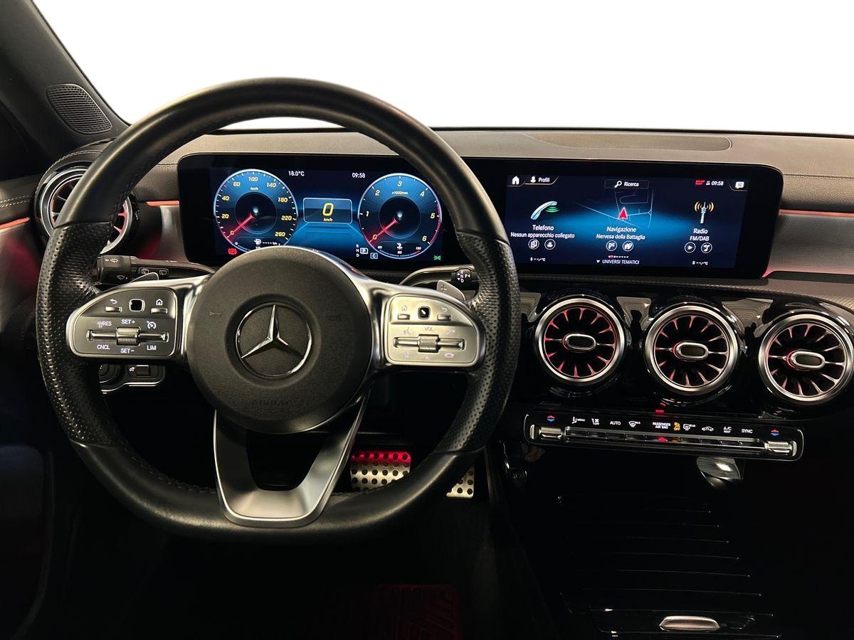 Mercedes Classe A Classe A 200 D Premium Night edition 8G-DCT - 11