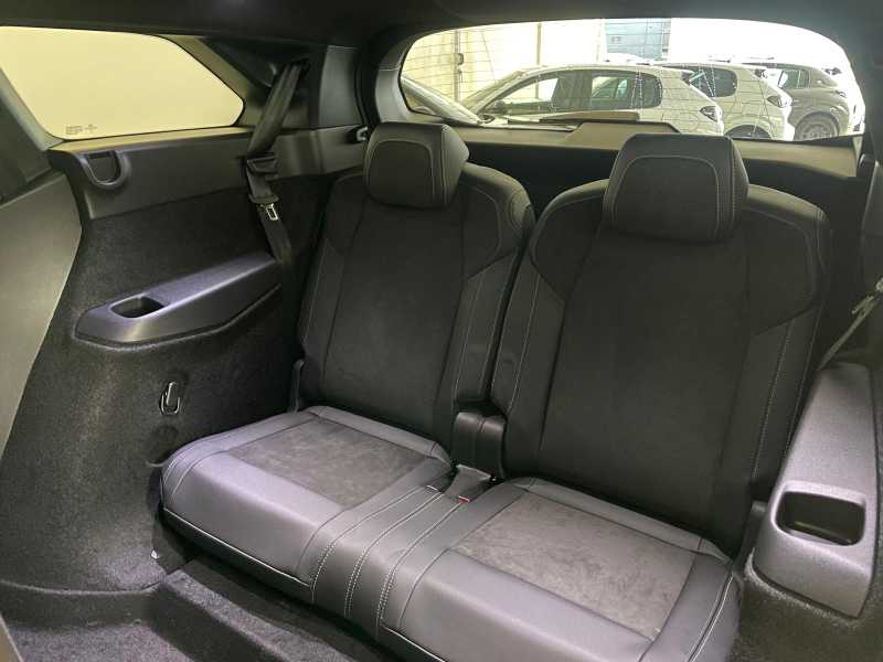 Nuovo 5008 Hybrid 136 E-dcs6 Gt