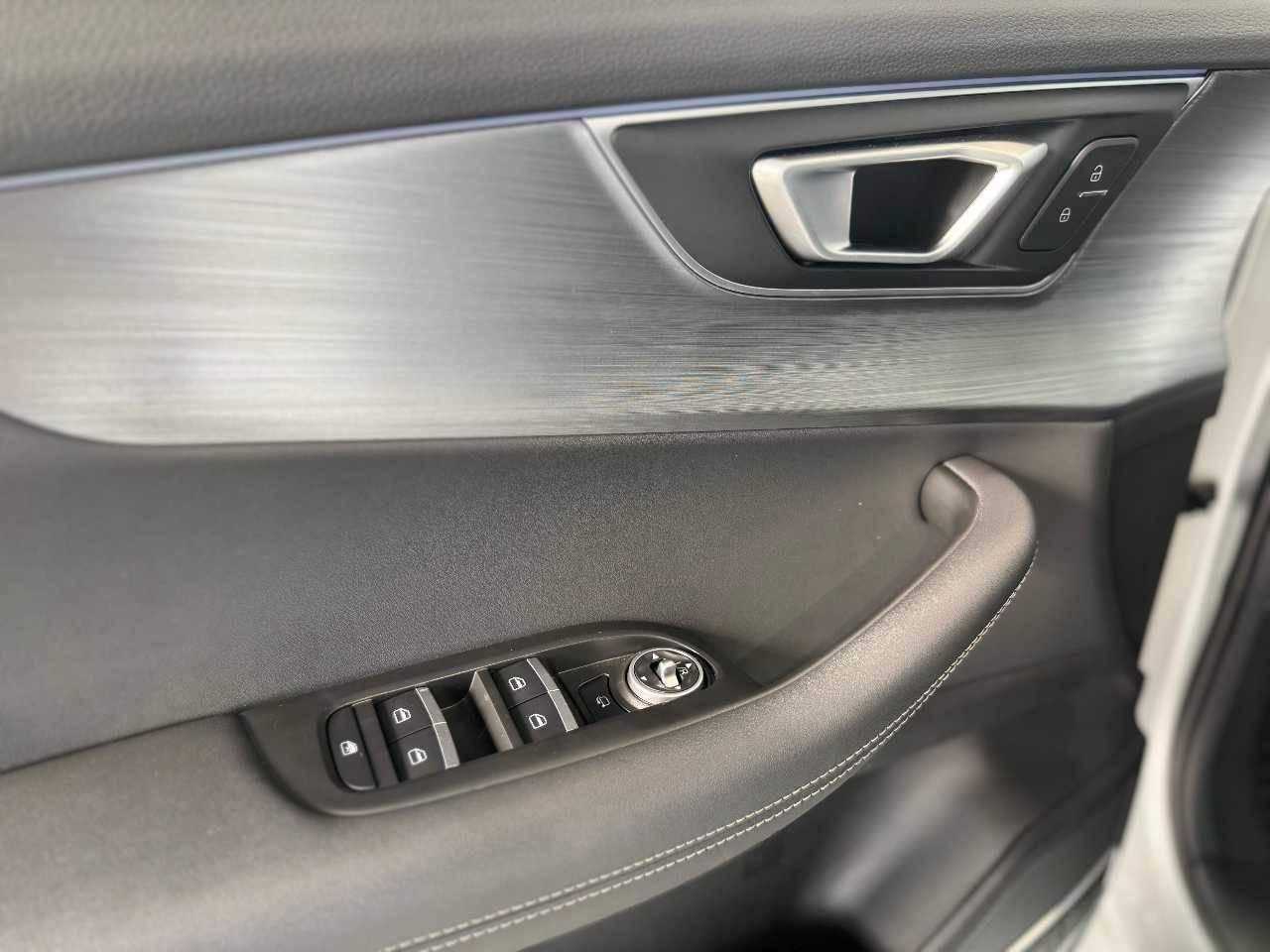 Dr Automobiles DR 6.0 KM0 2025 DR 6.0 Mestre