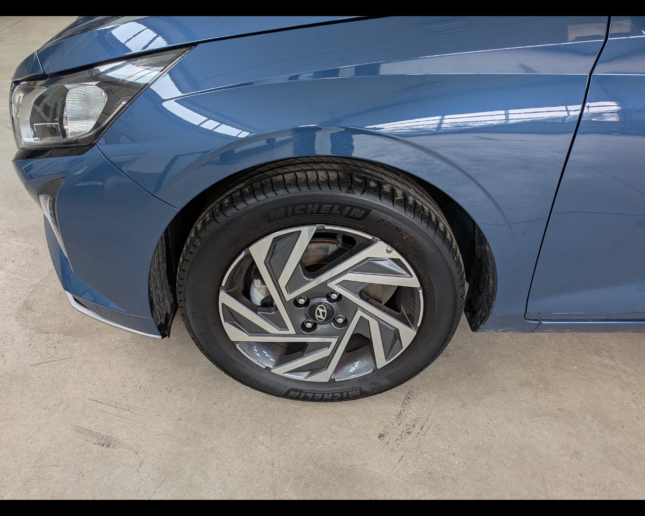 Foto HYUNDAI I20 PE MY25 1.0T MT CONNECTLINE