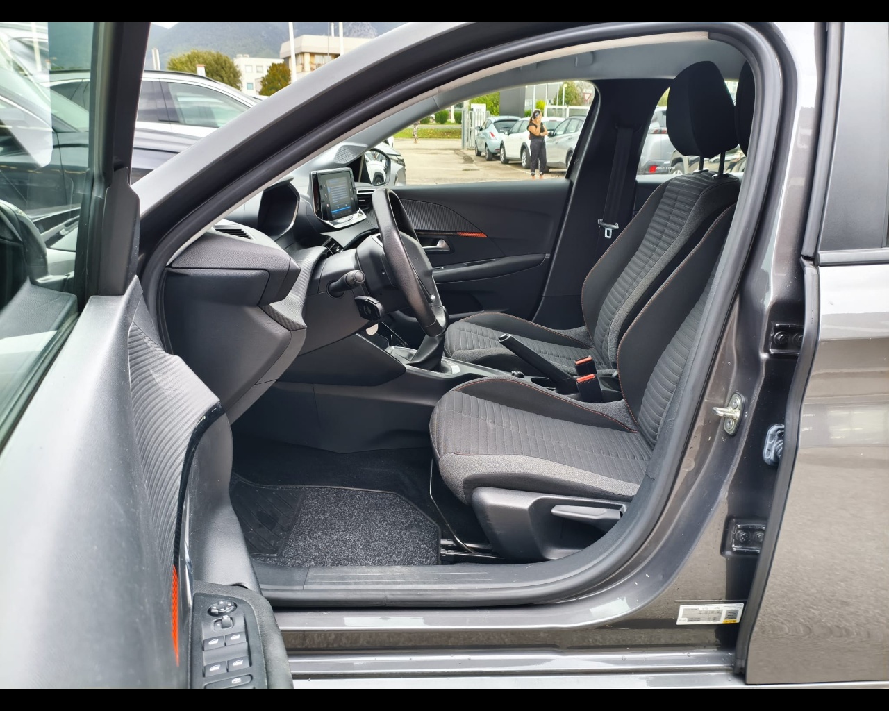 Foto PEUGEOT 208 1.2 puretech Active Pack s&s 75cv