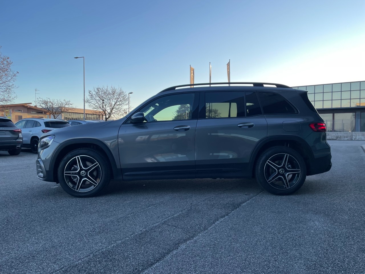 Mercedes GLB GLB 200 d Automatic AMG Line ADVANCED PLUS - 4