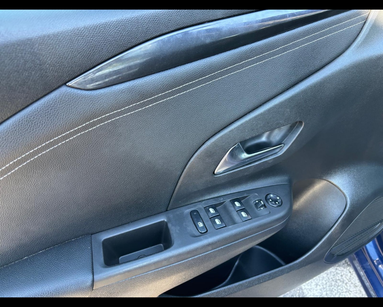 Foto OPEL Corsa 1.2 Elegance s&s 75cv