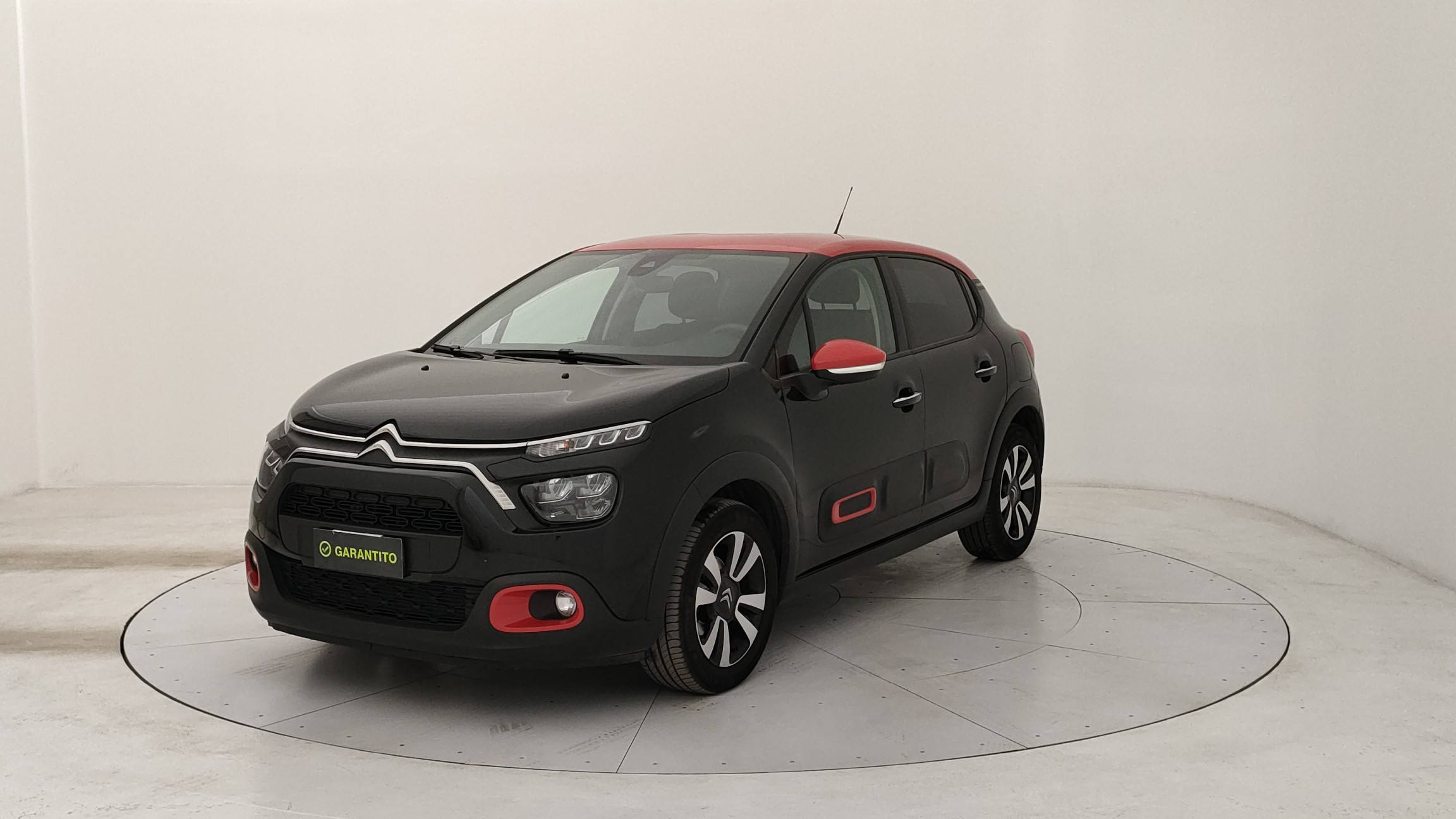 CITROEN C3 C3 1.2 puretech Shine s&s 83cv