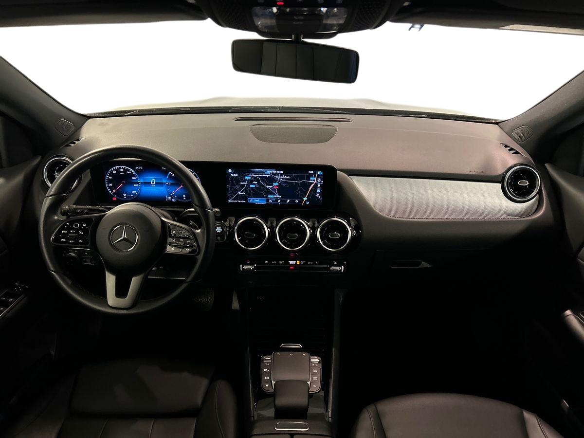 Mercedes GLA GLA 180 D Sport 8G-DCT - 9