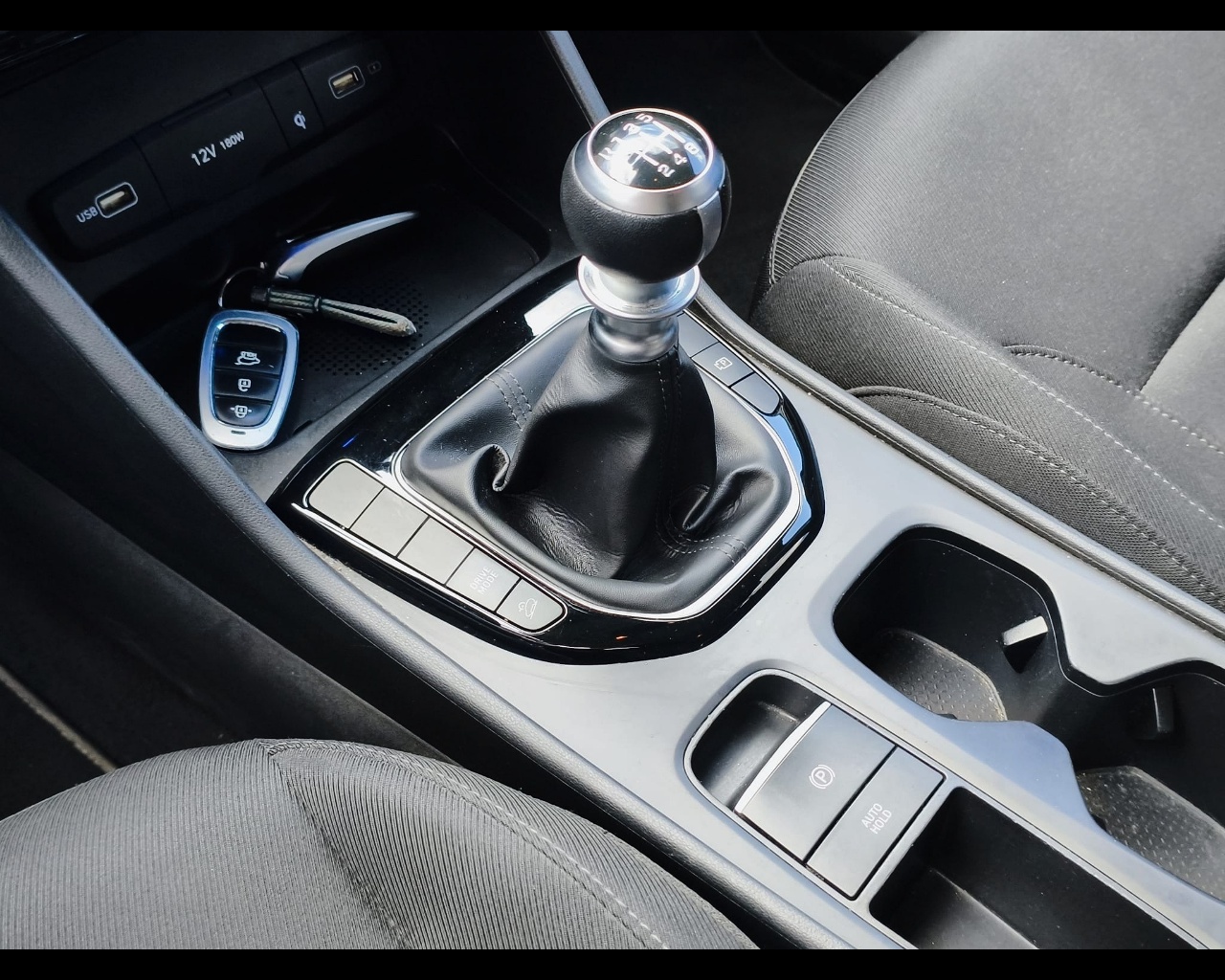 Foto HYUNDAI Tucson 1.6 crdi Xline 2wd