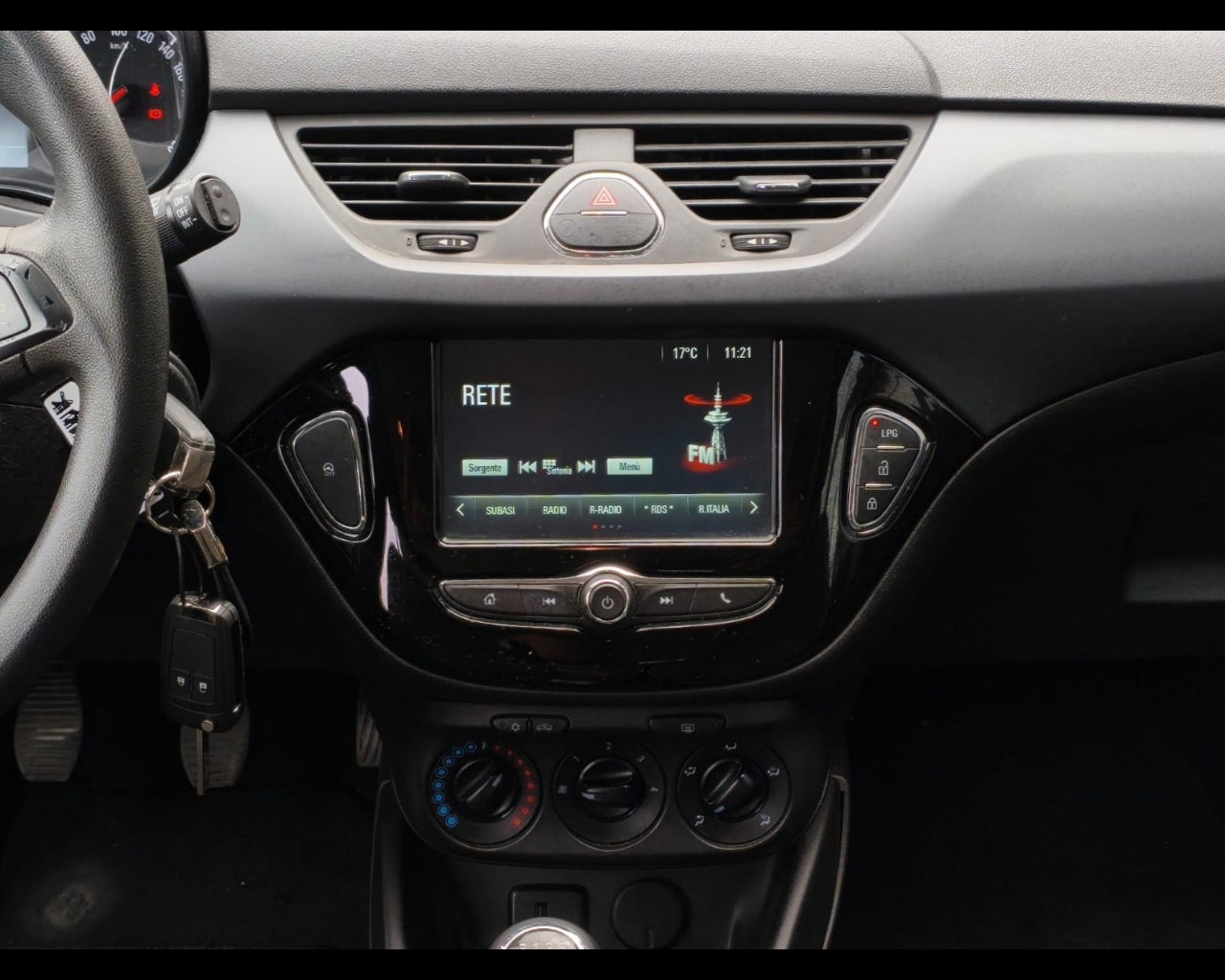 Foto OPEL Corsa 1.4 Advance (n-joy) Gpl 90cv 5p