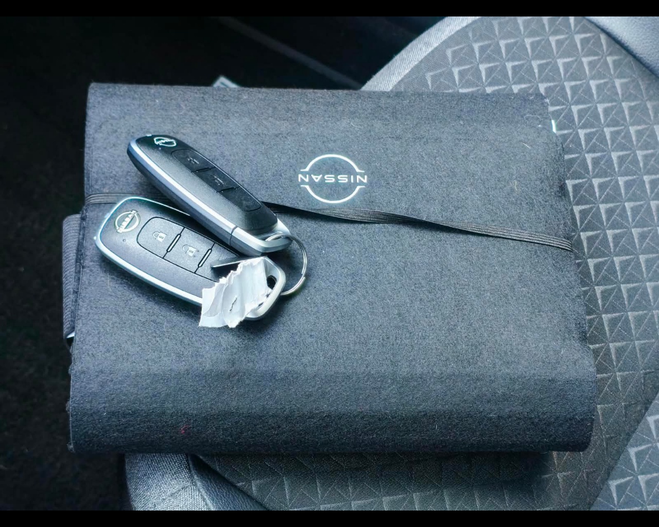 Foto NISSAN Juke 1.6 hev N-Connecta
