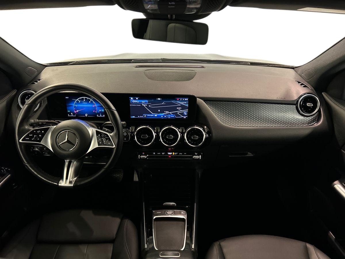 Mercedes  GLA 200 D Progressive Advanced 8G-DCT - 9