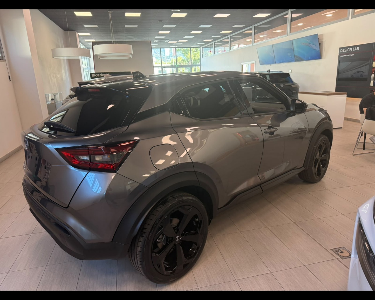 Foto NISSAN JUKE N-CONNECTA MT