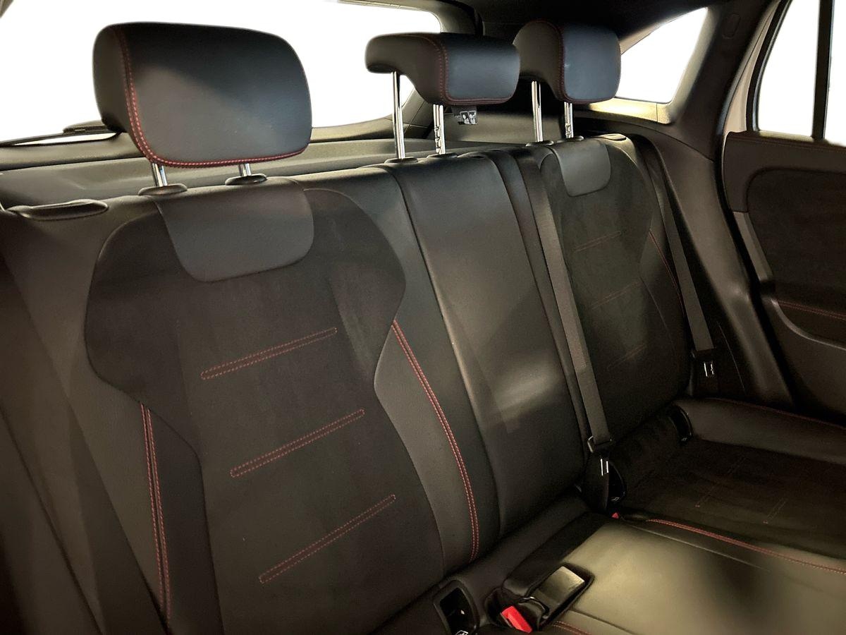 Mercedes GLA GLA 200 D Premium 4Matic 8G-DCT - 16