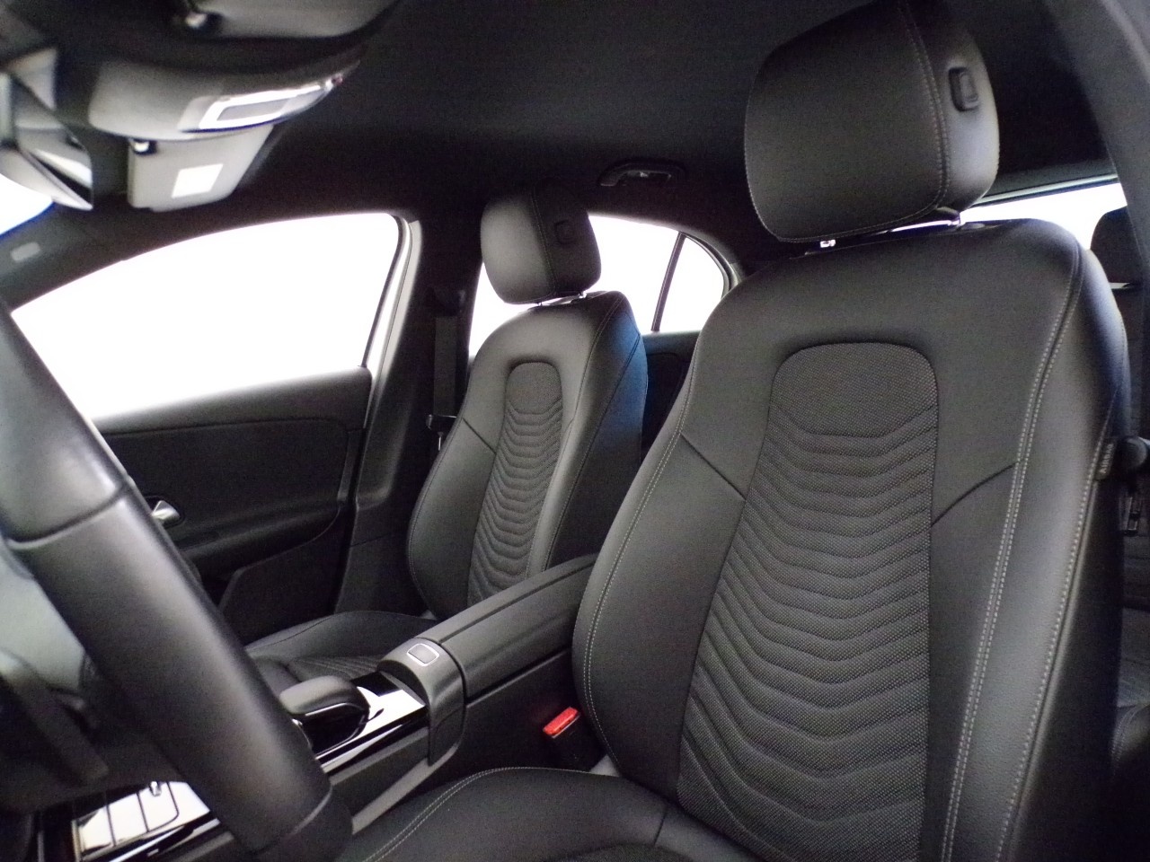 Mercedes Classe A Classe A 180 D Business 7G-DCT - 12