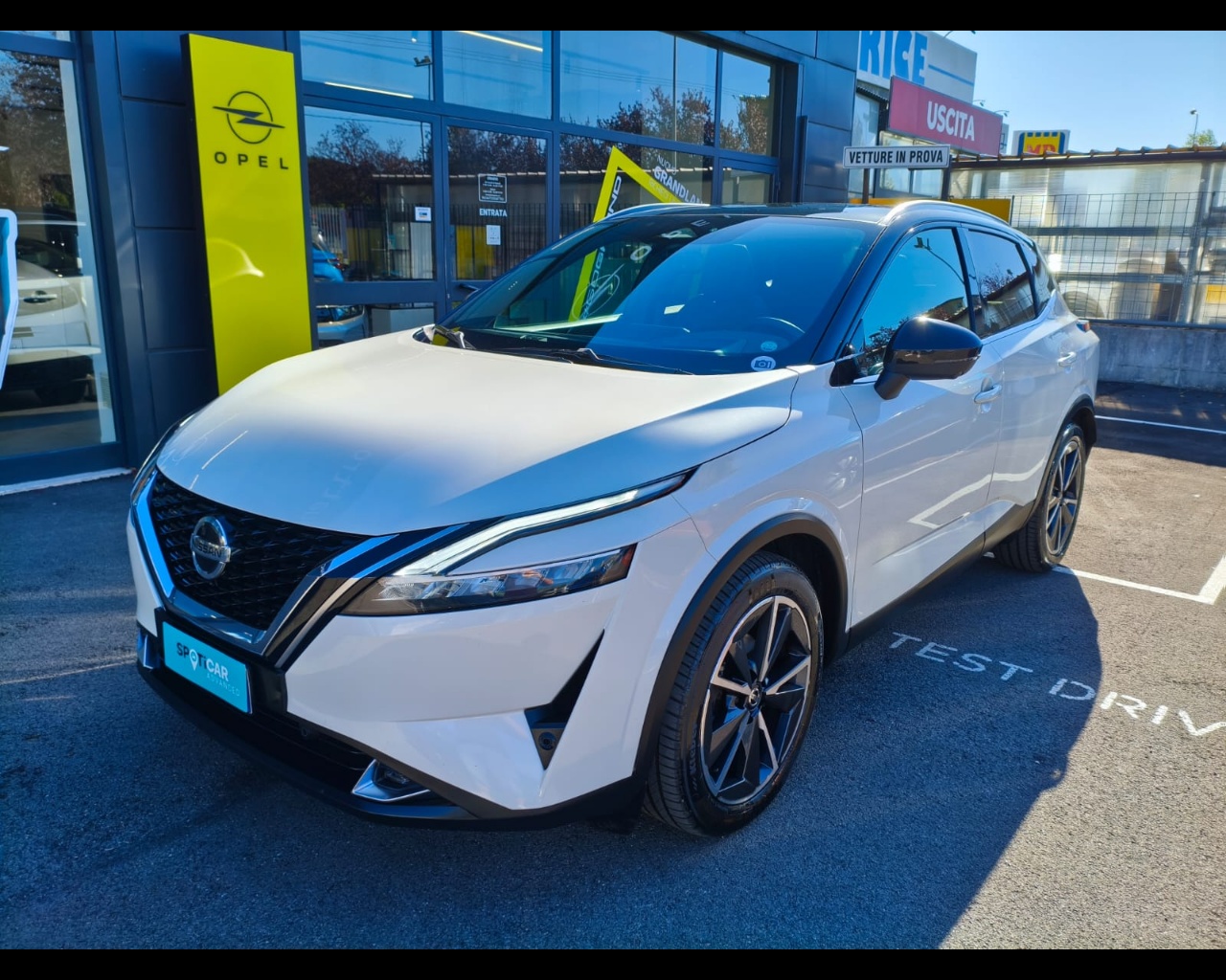 NISSAN Qashqai 1.3 mhev Tekna 4wd 158cv xtronic Usata