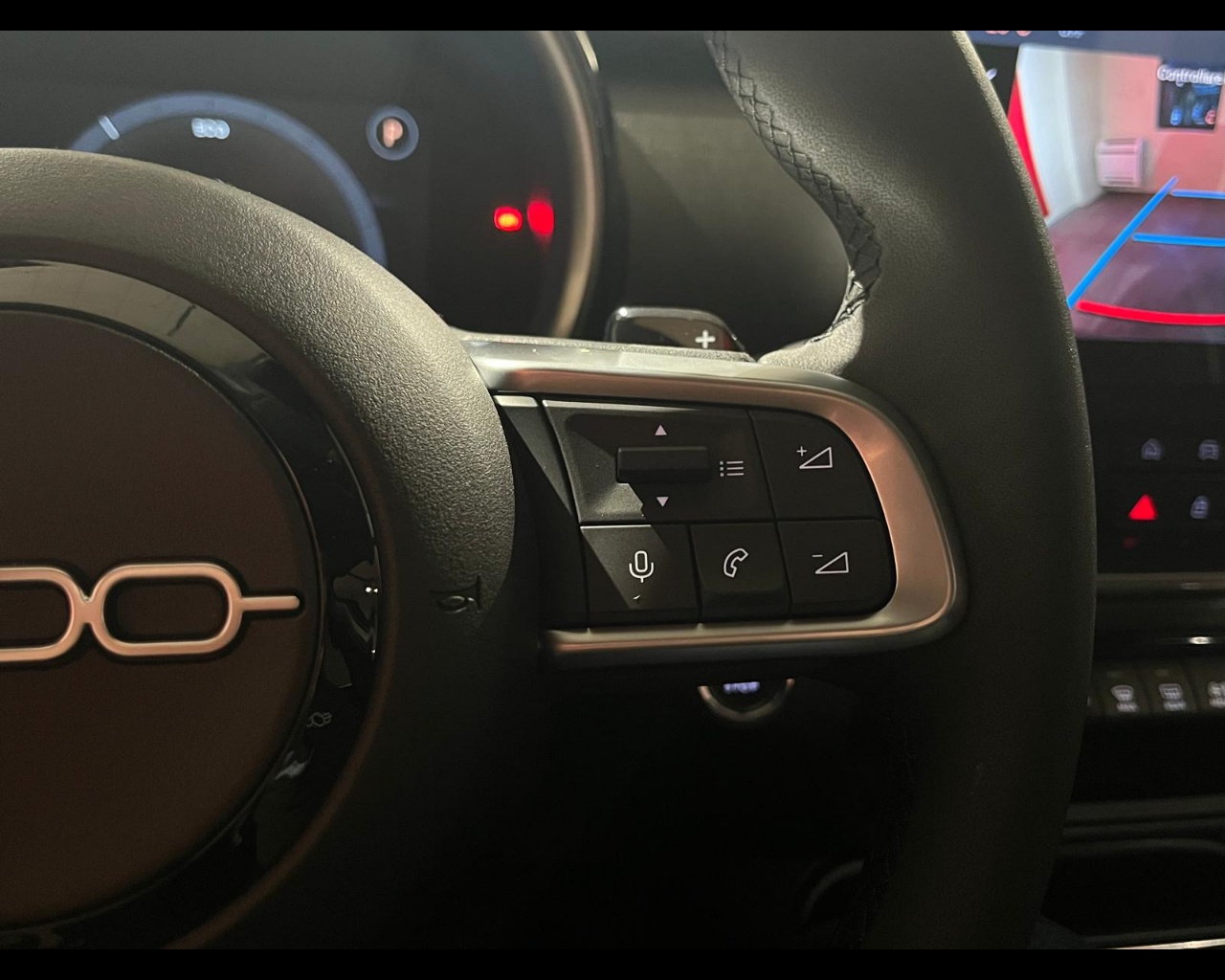 Foto FIAT 600 Hybrid Business 1.2 Hybrid110cv