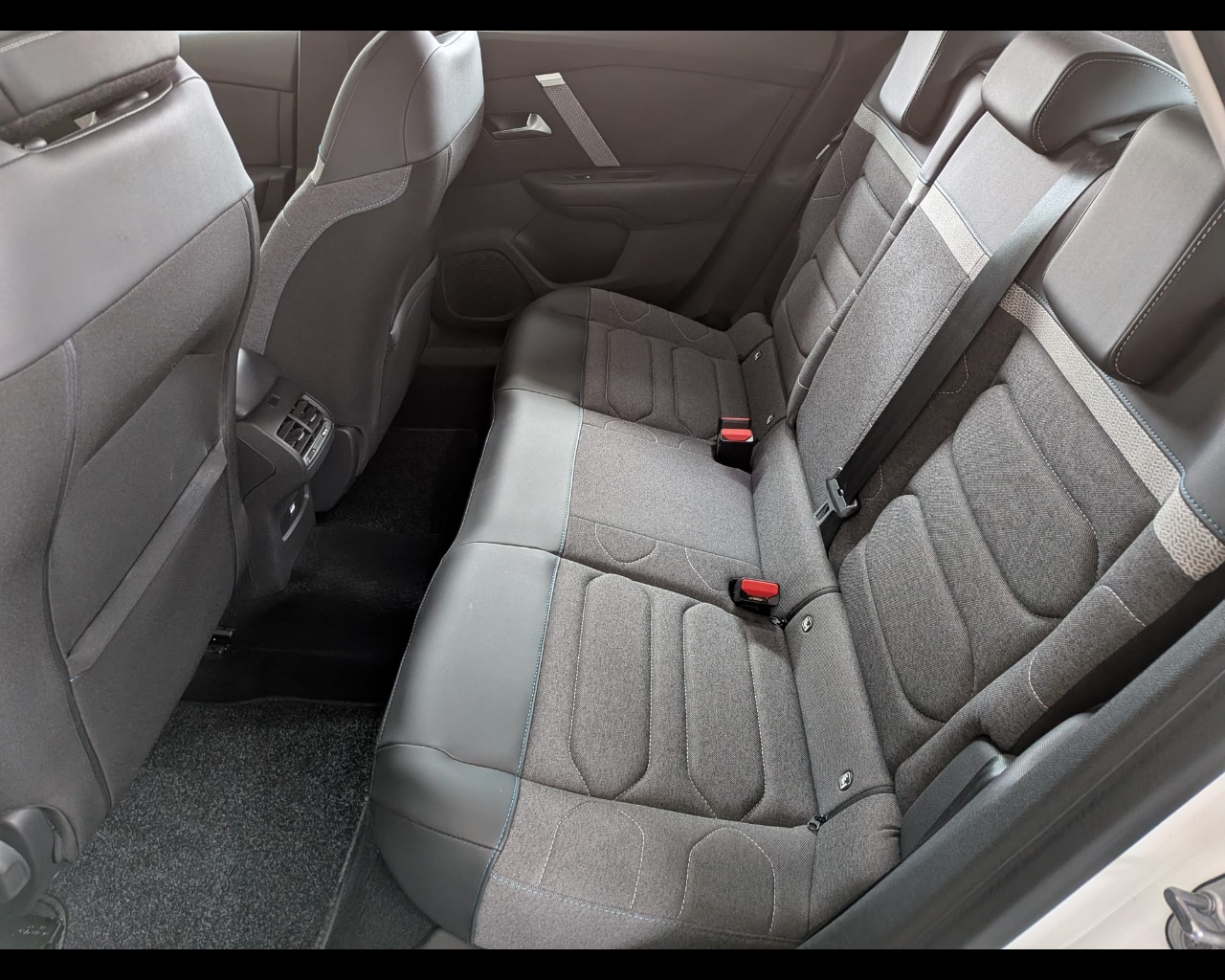 Foto CITROEN C4 1.5 bluehdi Feel Pack s&s 110cv N1