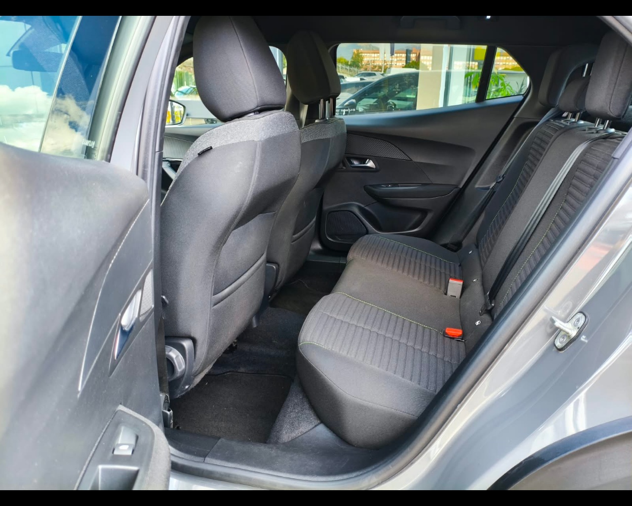 Foto PEUGEOT 2008 1.2 puretech Active s&s 100cv