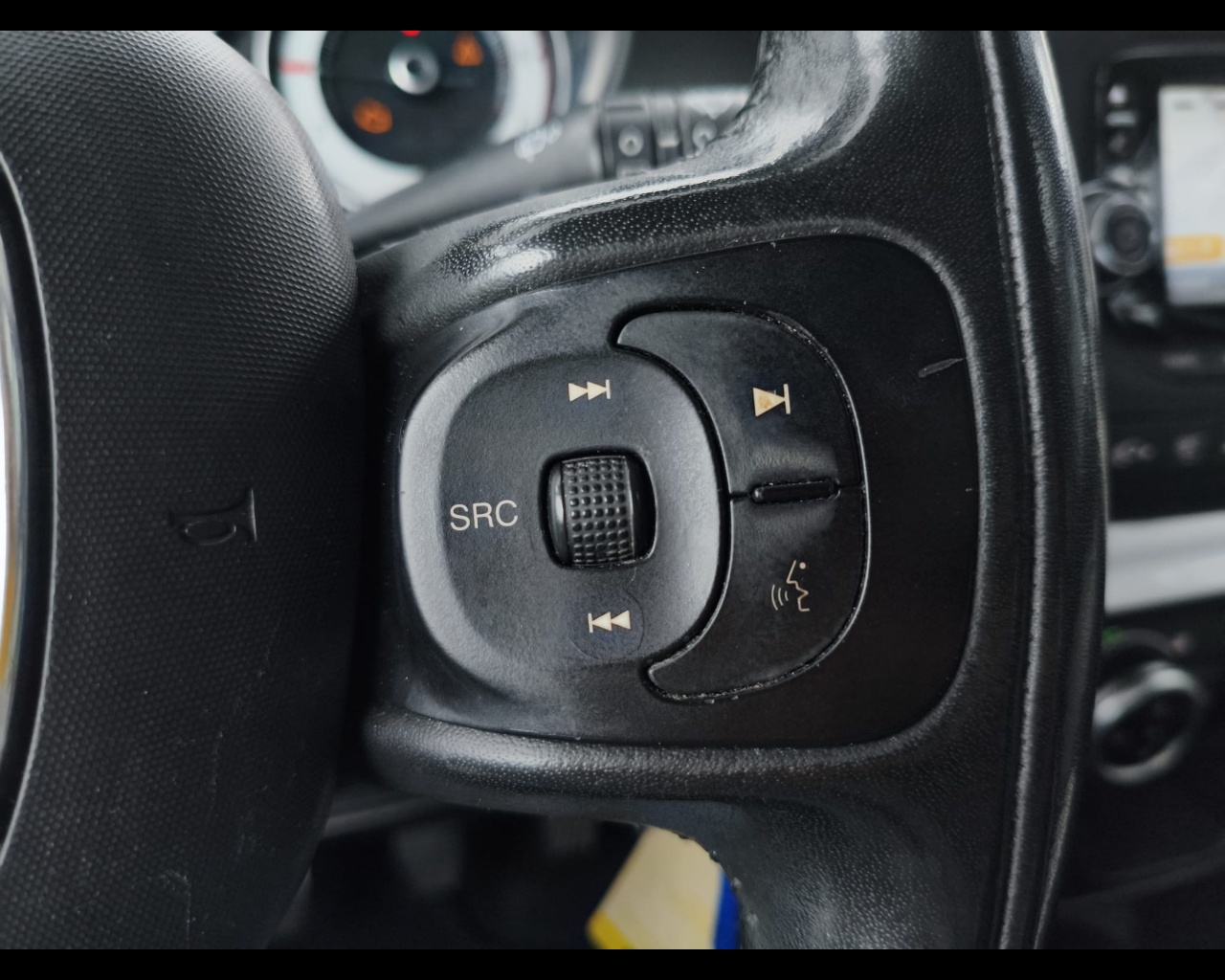 Foto FIAT 500L 1.6 mjt Trekking 120cv E6 (leggere descrizione)