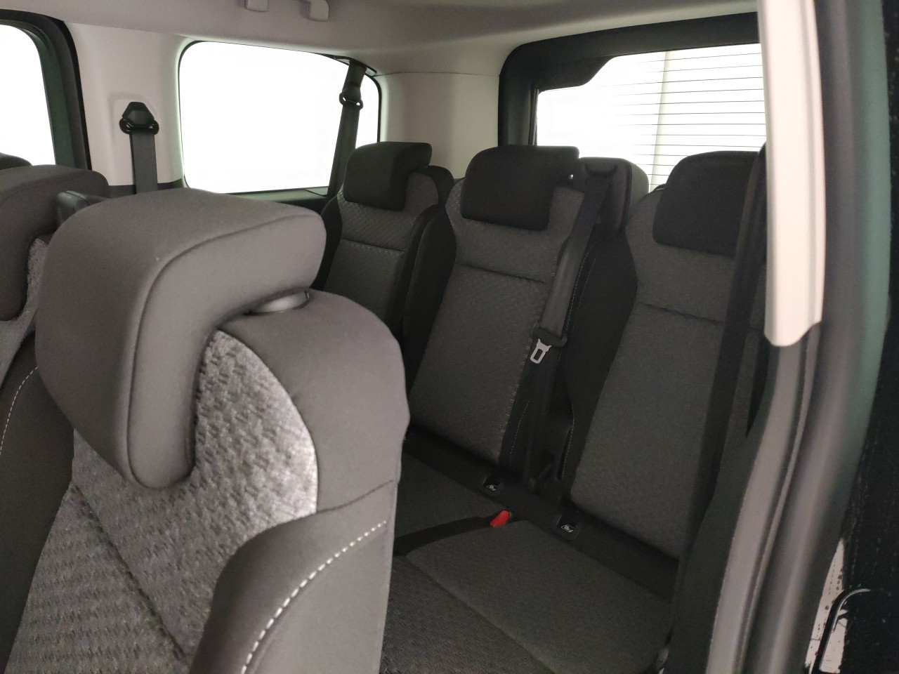 Peugeot Traveller Nuovo diesel Traveller Porto Mantovano