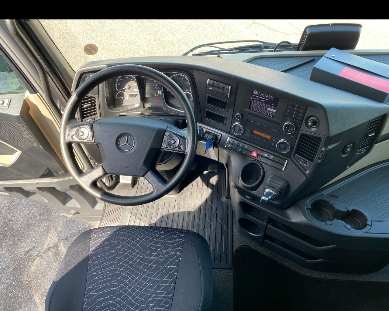 Mercedes Actros actros 1853 LS flat cab. Str.Sp.2,5 Euro VI - 34