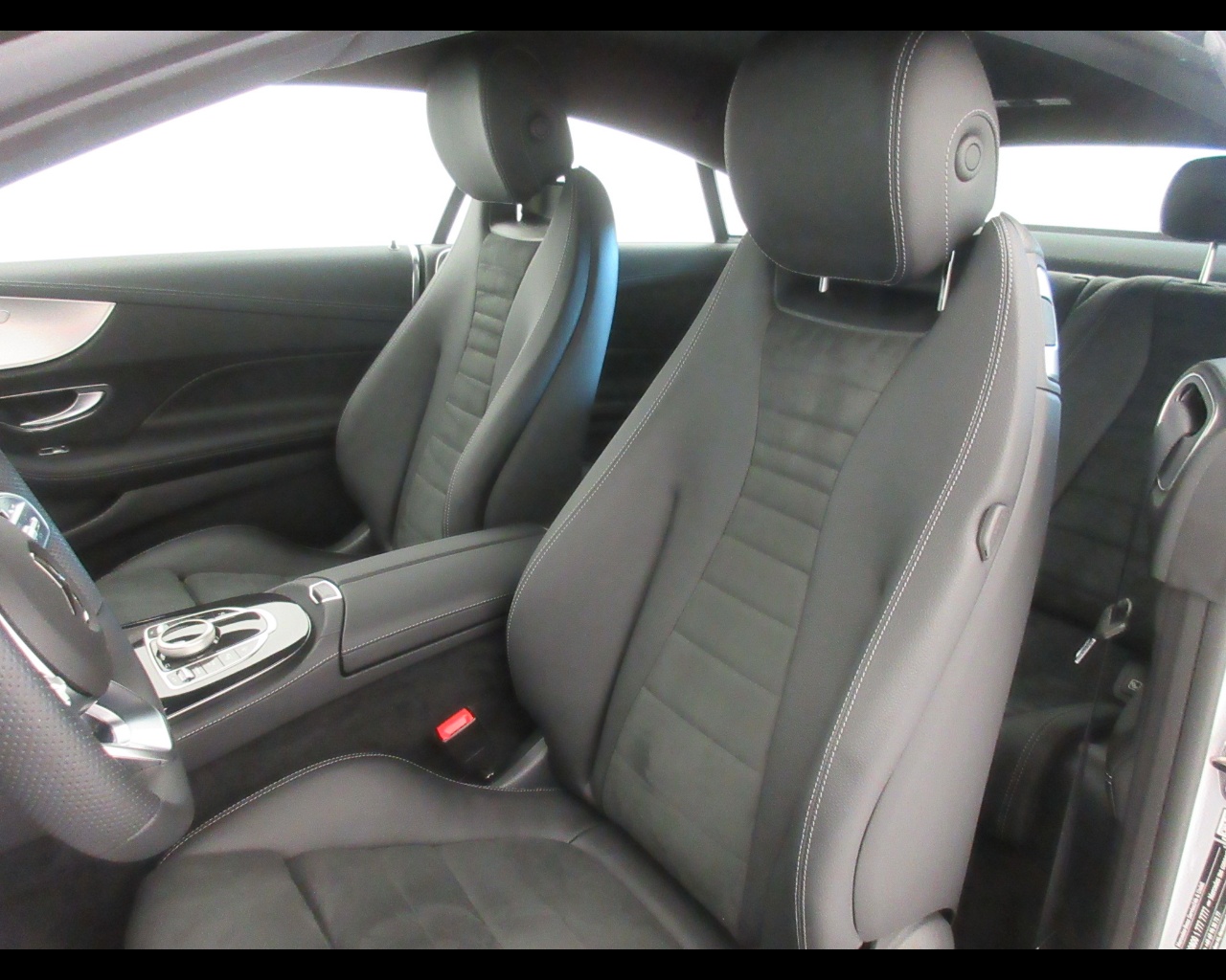 Mercedes Classe E Coupé Classe E Coupe 200 Mild hybrid (EQ-BOOST) Premium 9G-Tronic Plus - 13