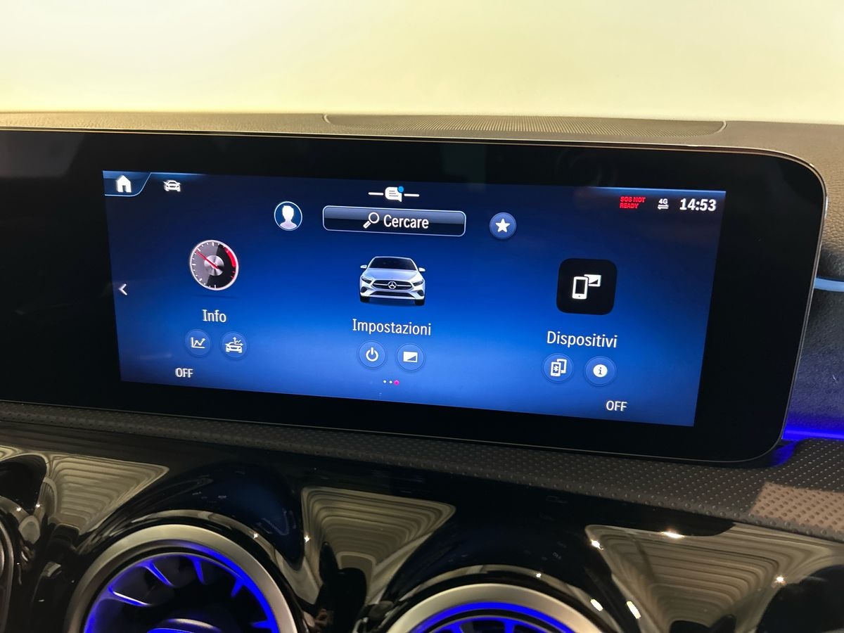 Mercedes  Classe A 180 Advanced Plus AMG Line 7G-DCT - 12