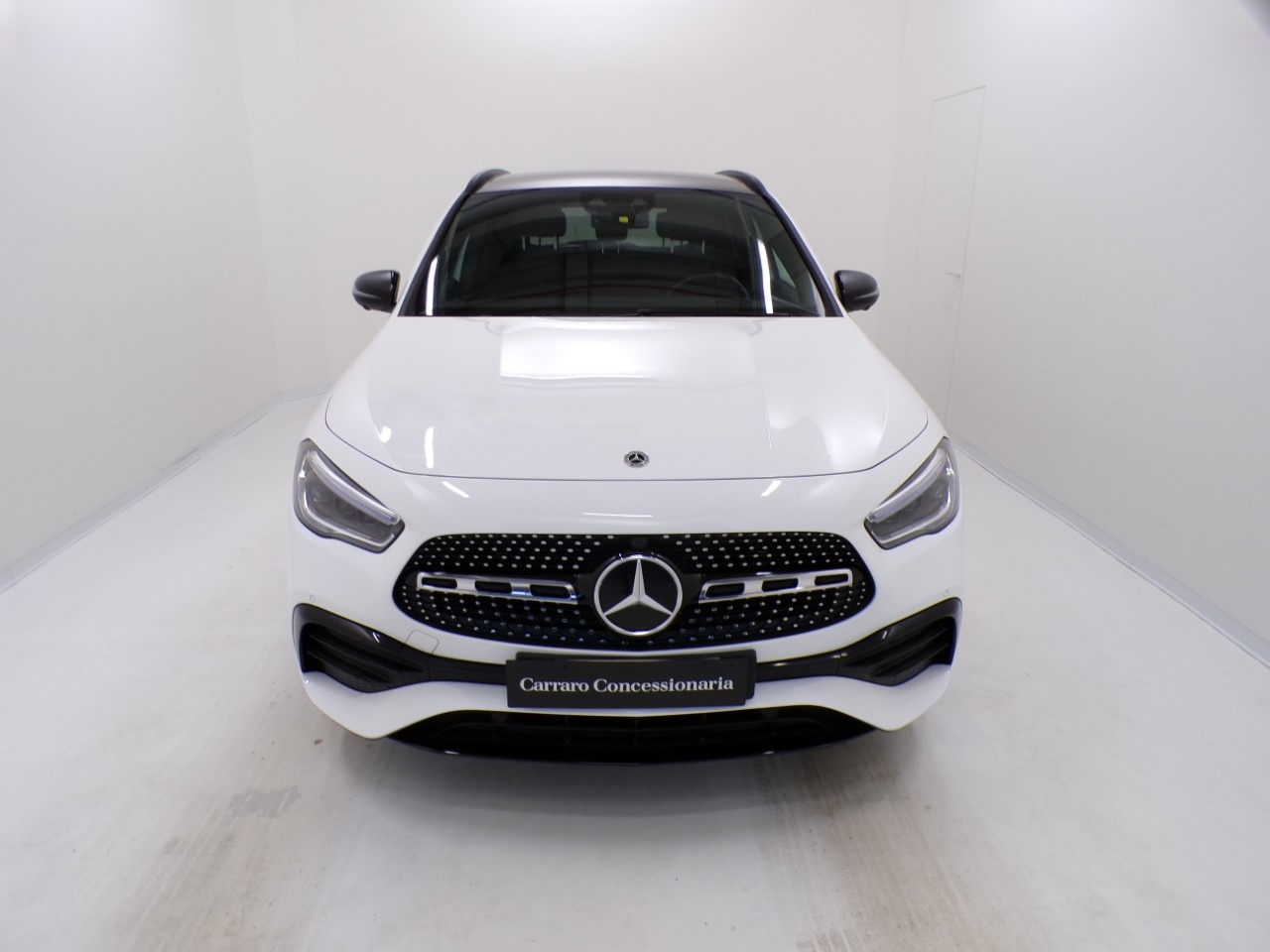Mercedes GLA GLA 200 D Premium 4Matic 8G-DCT - 2