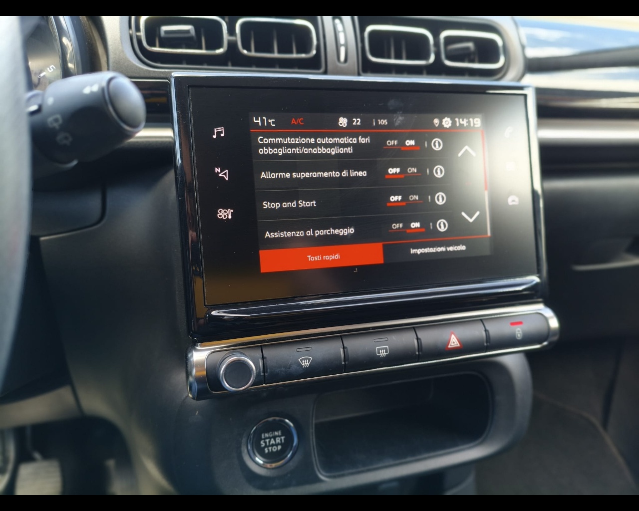 Foto CITROEN C3 1.2 puretech Shine s&s 83cv