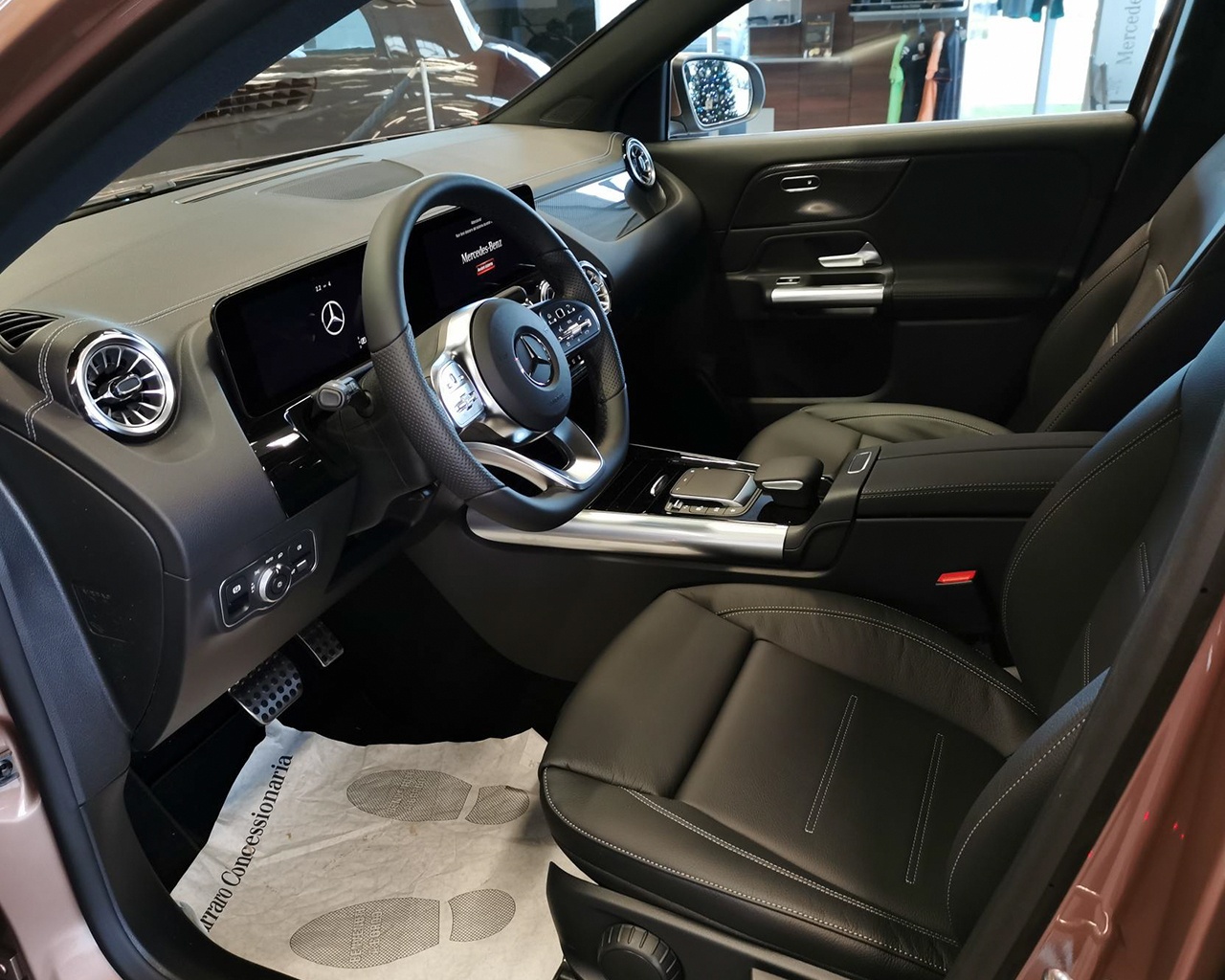 Mercedes GLA GLA 250e Plug-in hybrid Automatic PREMIUM - 11