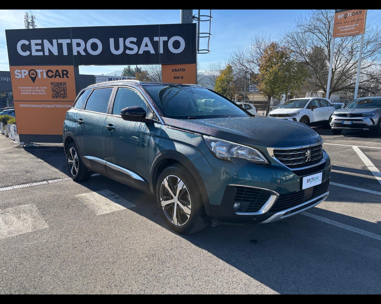 Foto PEUGEOT 5008 1.6 bluehdi Allure s&s 120cv 7p.ti eat6