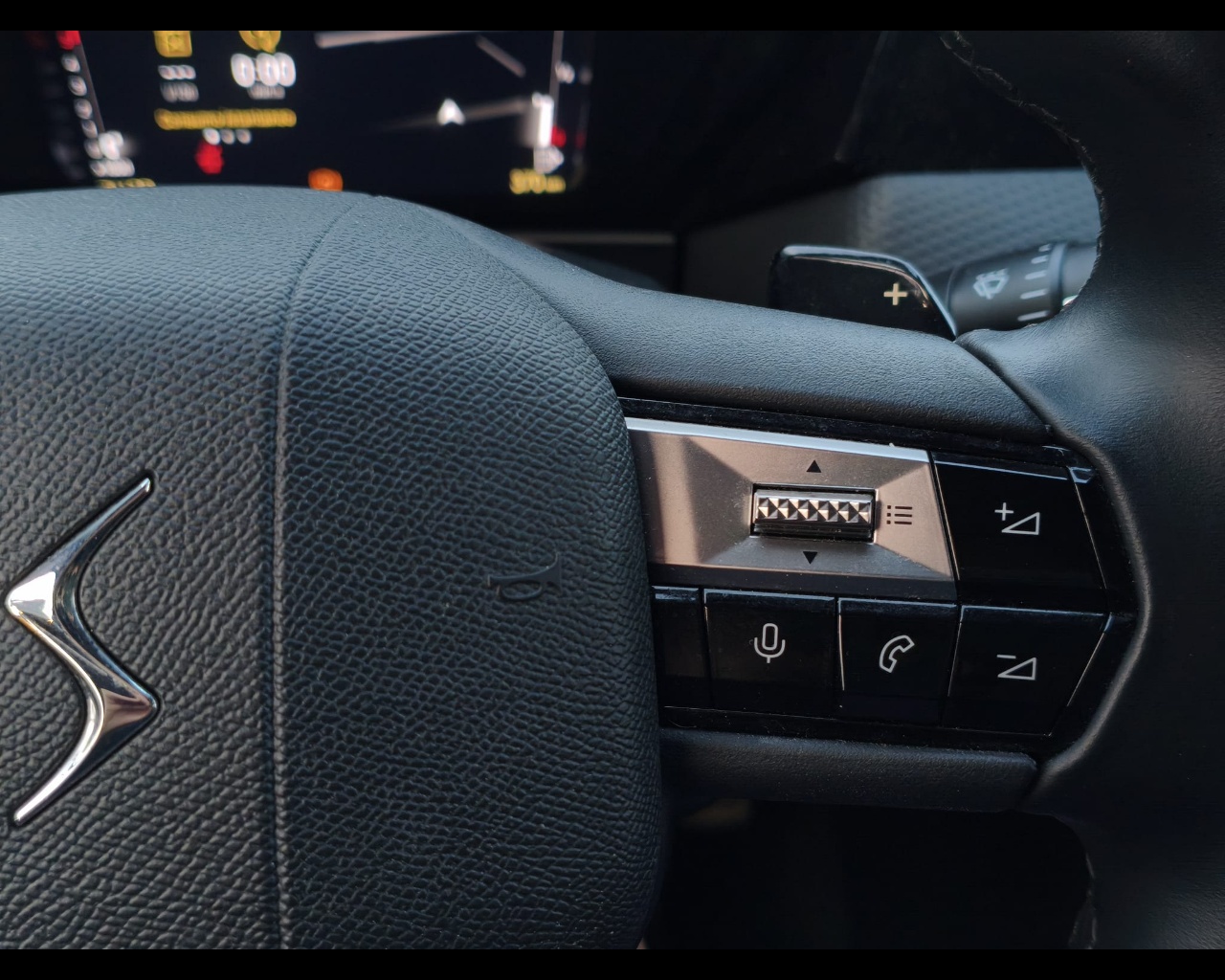 Foto DS DS4 1.5 bluehdi Trocadero 130cv auto