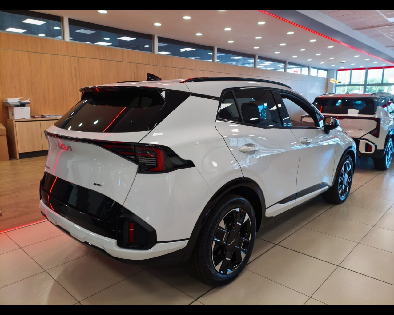 Foto KIA SPORTAGE MY27 1.6 HEV GTL TT