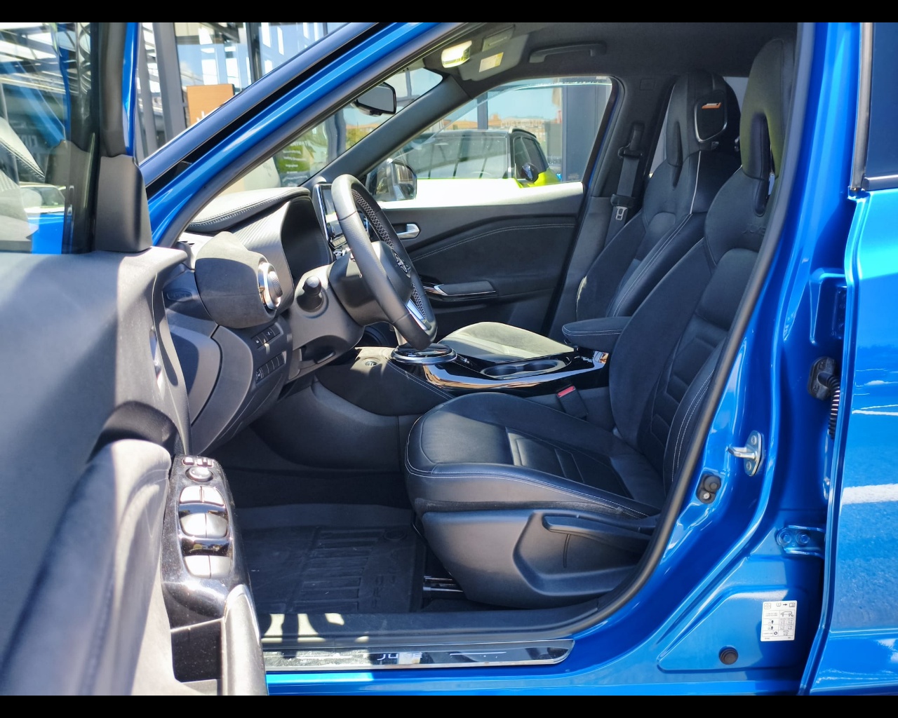 Foto NISSAN Juke 1.6 hev N-Design
