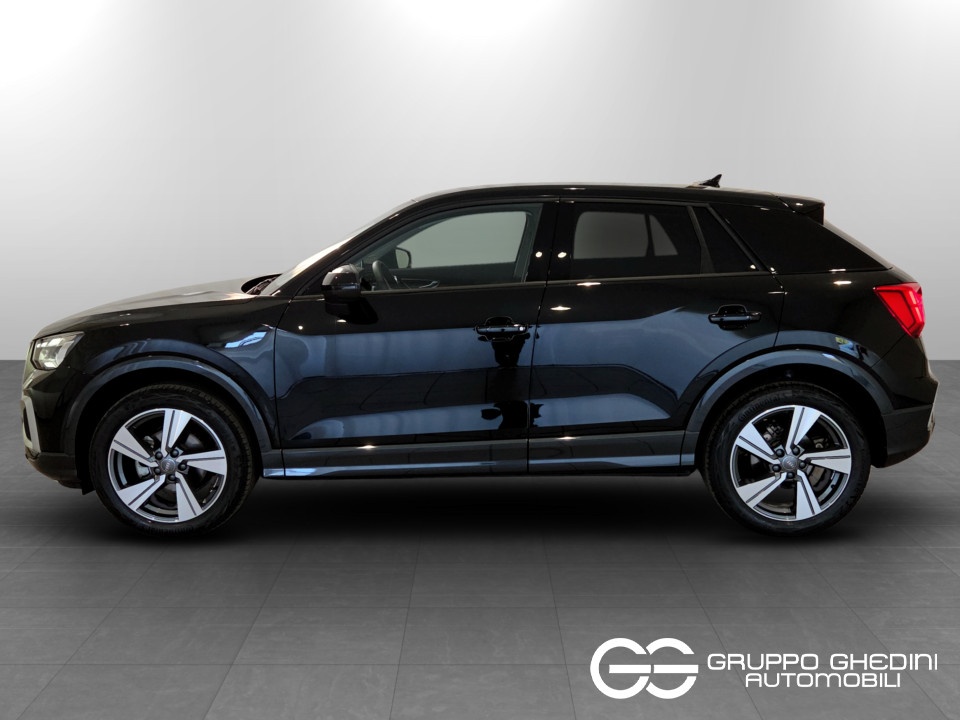 AUDI Q2 30 1.0 tfsi Business 110cv Benzina usato - 1