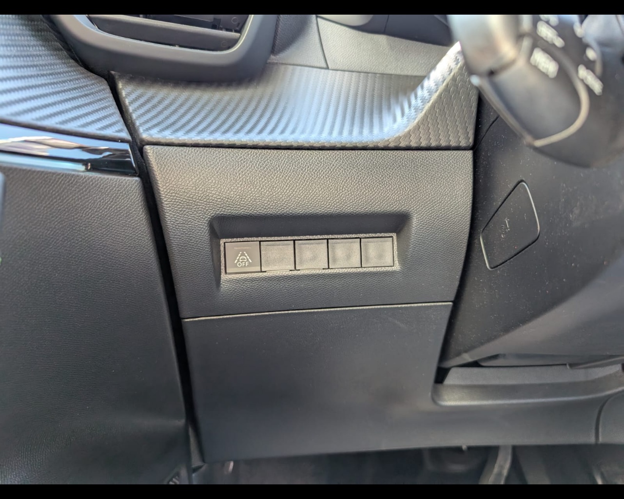 Foto PEUGEOT 2008 1.5 bluehdi GT s&s 130cv eat8
