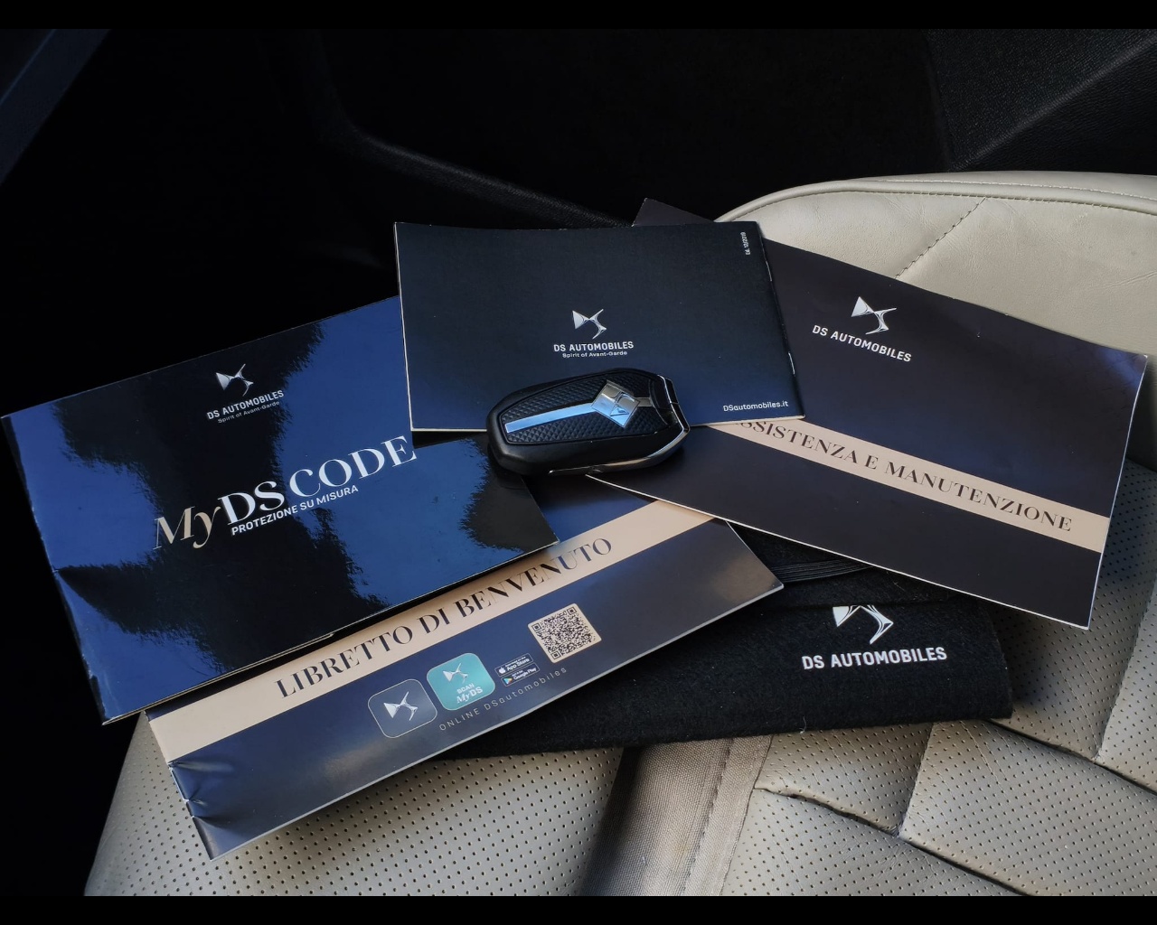 Foto DS DS7 1.5 bluehdi Etoile 130cv auto N1