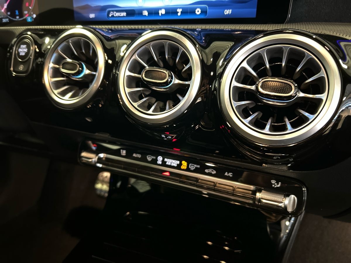 Mercedes Classe A Berlina Classe A 180 d Automatic Advanced Plus AMG Line - 14
